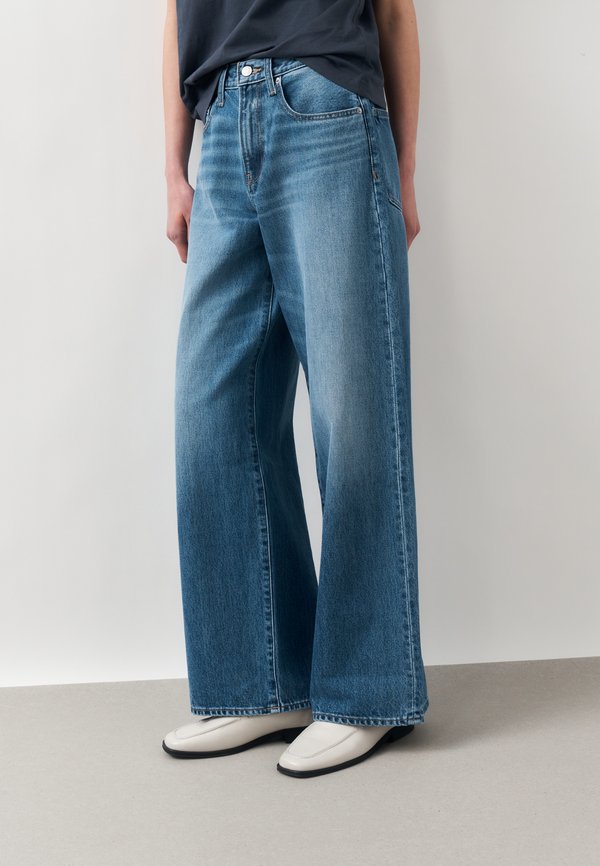 Calvin Klein Jeans
