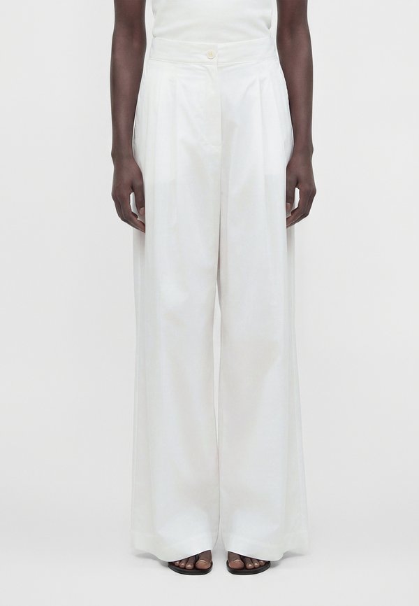 Weekend Max Mara