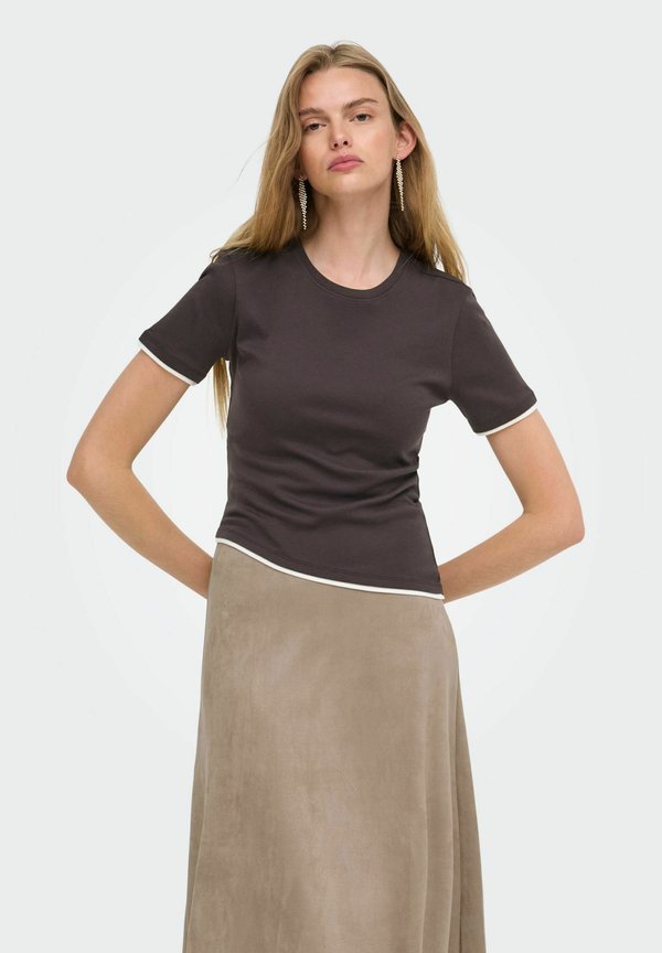 ONLY T-SHIRT ONLMOLI T-SHIRT - Print T-shirt - chocolate torte