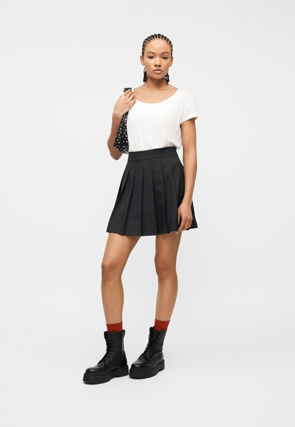 Hollister Co. TREND DROP DRAPEY TEE