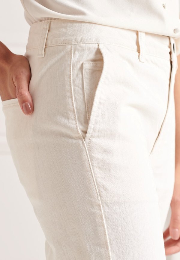Superdry & Co STRAIGHT