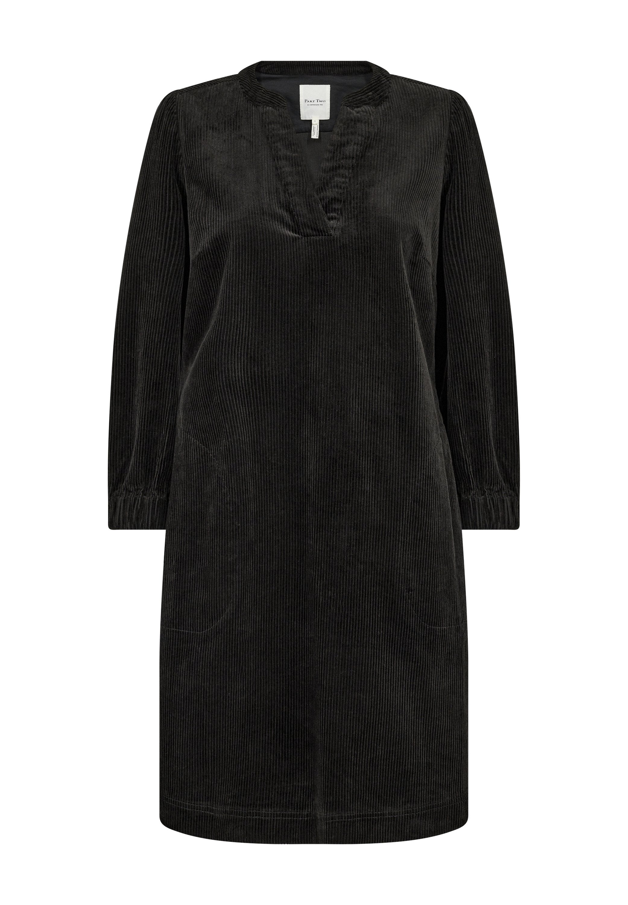 Schwarzes Cordkleid mit V-Ausschnitt, langen Ärmeln und elastischen Bündchen. Hat eine lockere Passform und seitliche Taschen für zusätzlichen Nutzen.