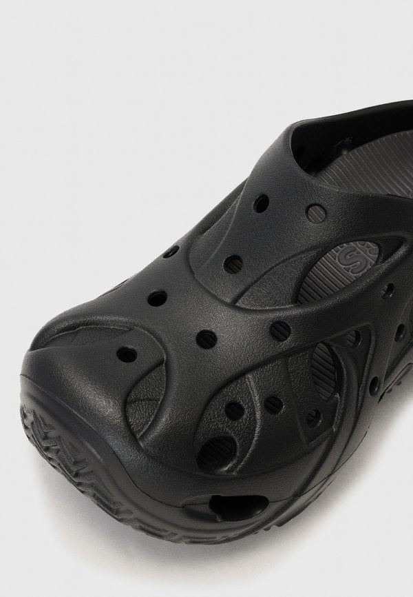 Crocs CAGED