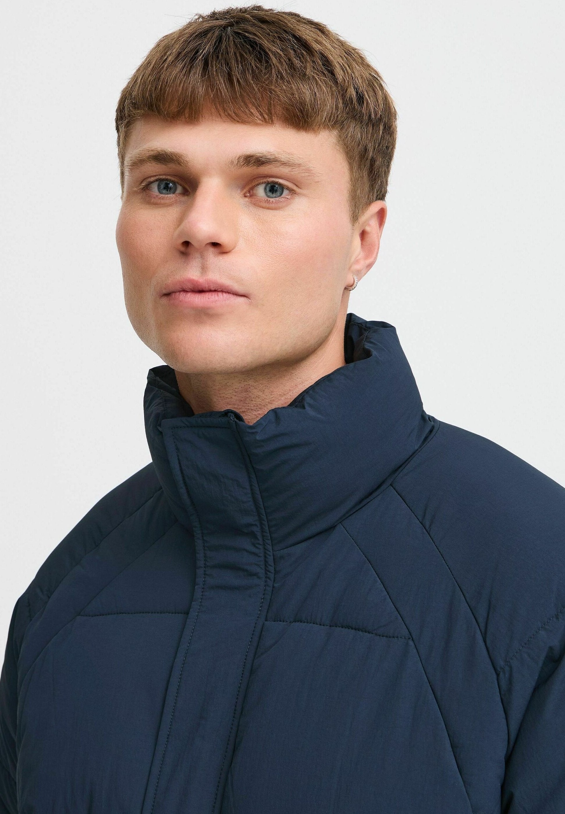 SDMILO PUFFER SHORT Media 5