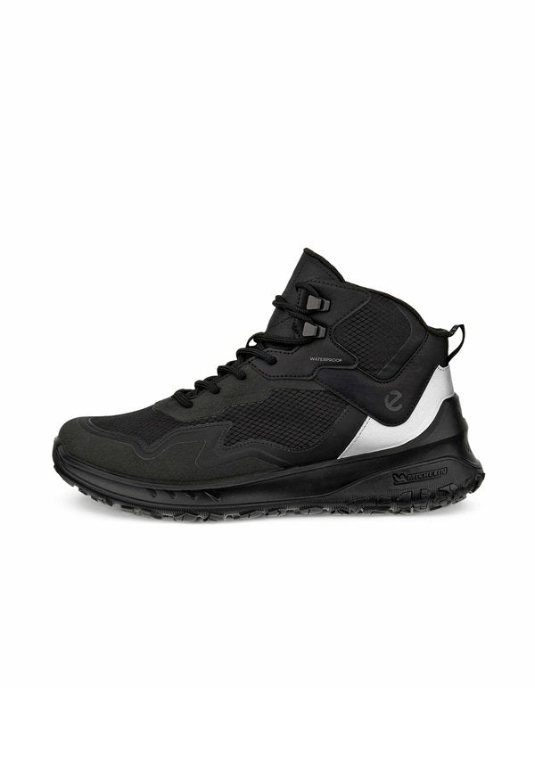 ECCO ULT-TRN