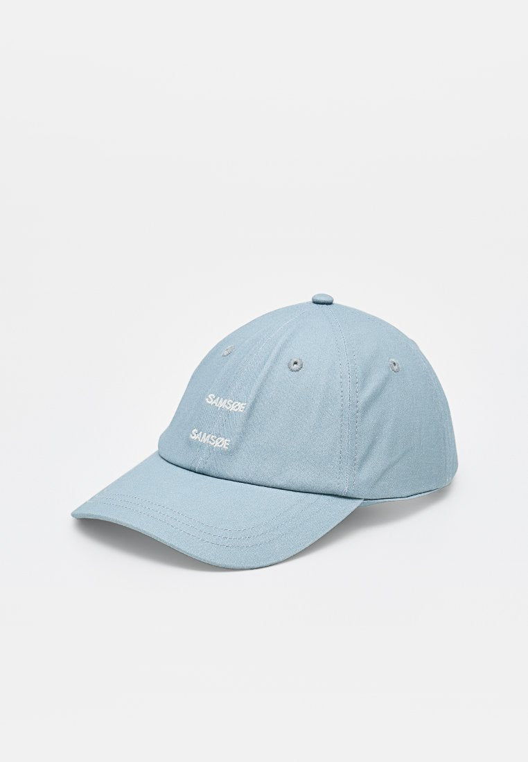ADDIE UNISEX Media 1