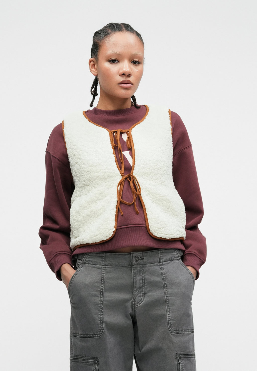 ONLAGATE VEST  Media 5