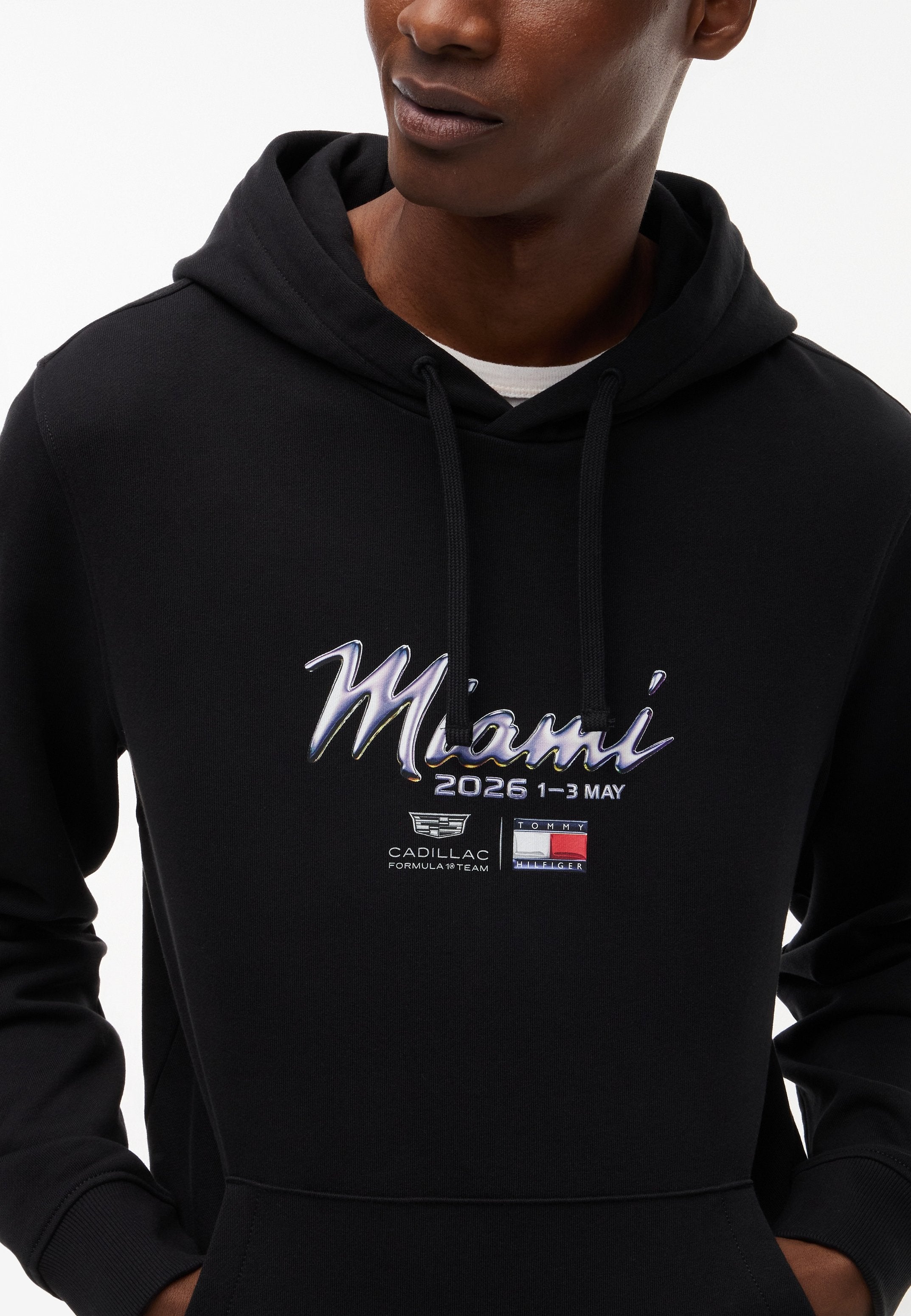 TH X CADILLAC FORMULA 1 TEAM MIAMI HOODIE UNISEX Media 6