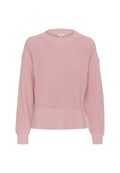 Rosa gestrickter Pullover mit Rundhalsausschnitt, überschnittenen Schultern und gerippten Bündchen. Verfügt über ein strukturiertes Strickmuster und eine lockere Passform.