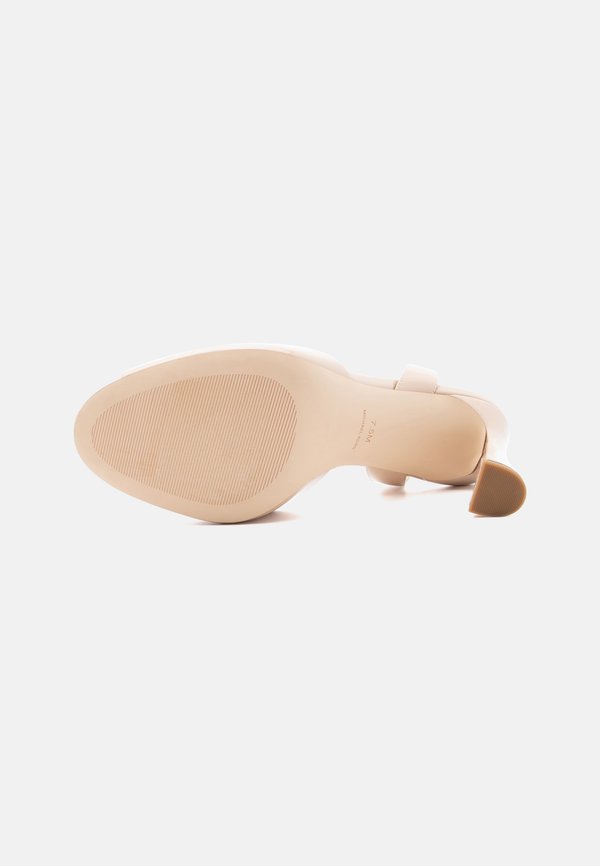 MICHAEL Michael Kors ROSIE