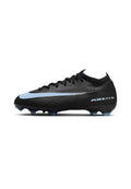 Schwarze Fußballschuhe mit einer strukturierten Oberfläche, hellblauem Akzentstreifen und blauen Stollen. Verfügt über ein elegantes Design mit niedrigem Profil.