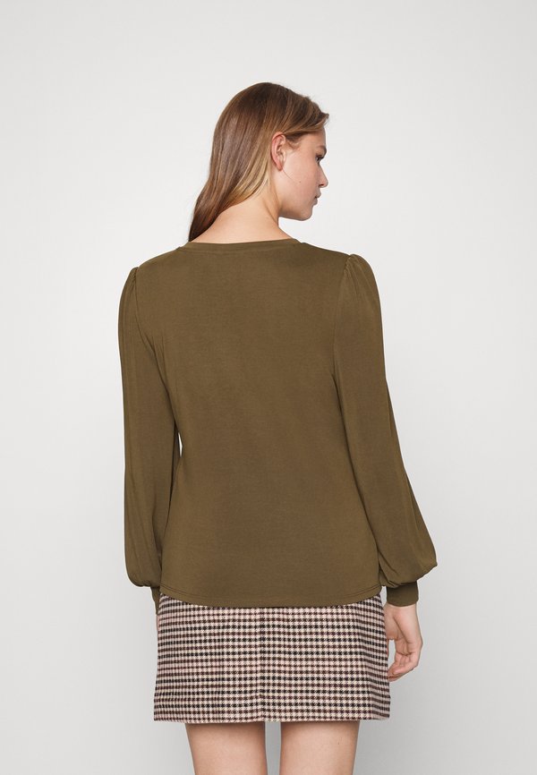 Object OBJANNIE V NECK