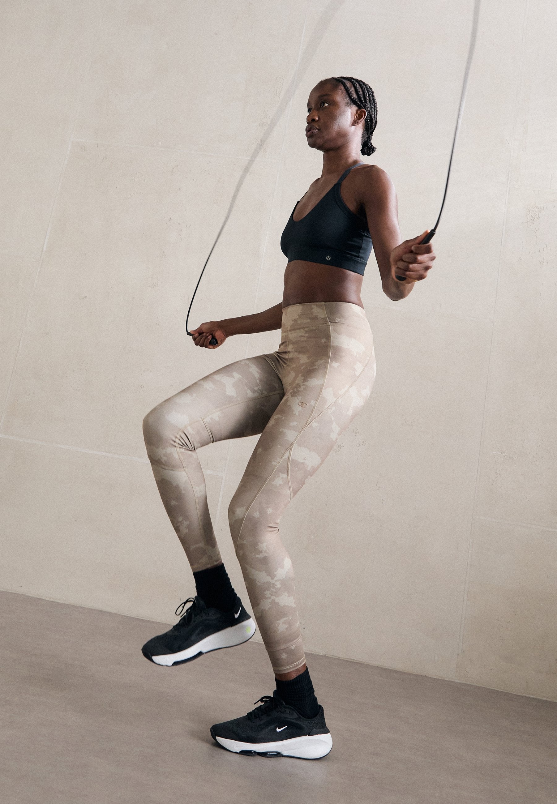 Champion PERFORMANCE CROP INTERLOCK