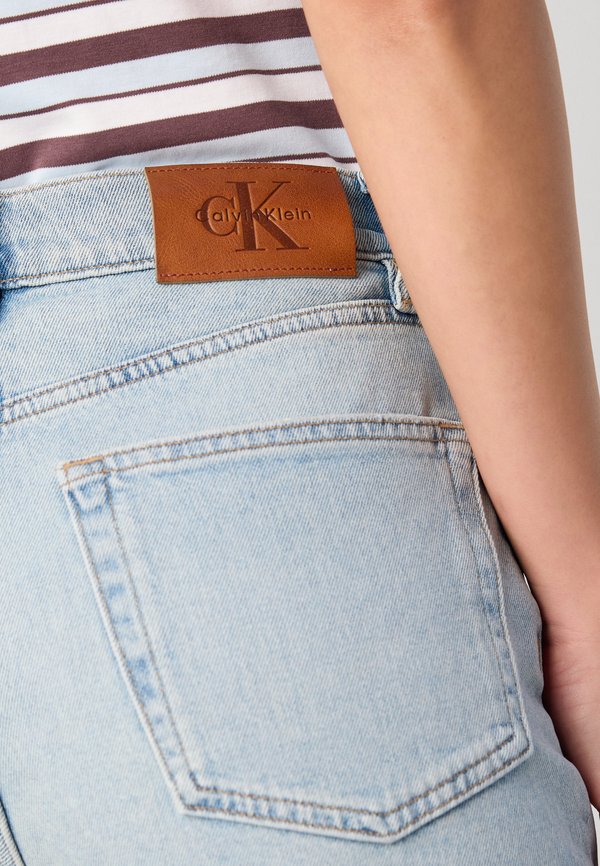 Calvin Klein Jeans NEW DESTROYED