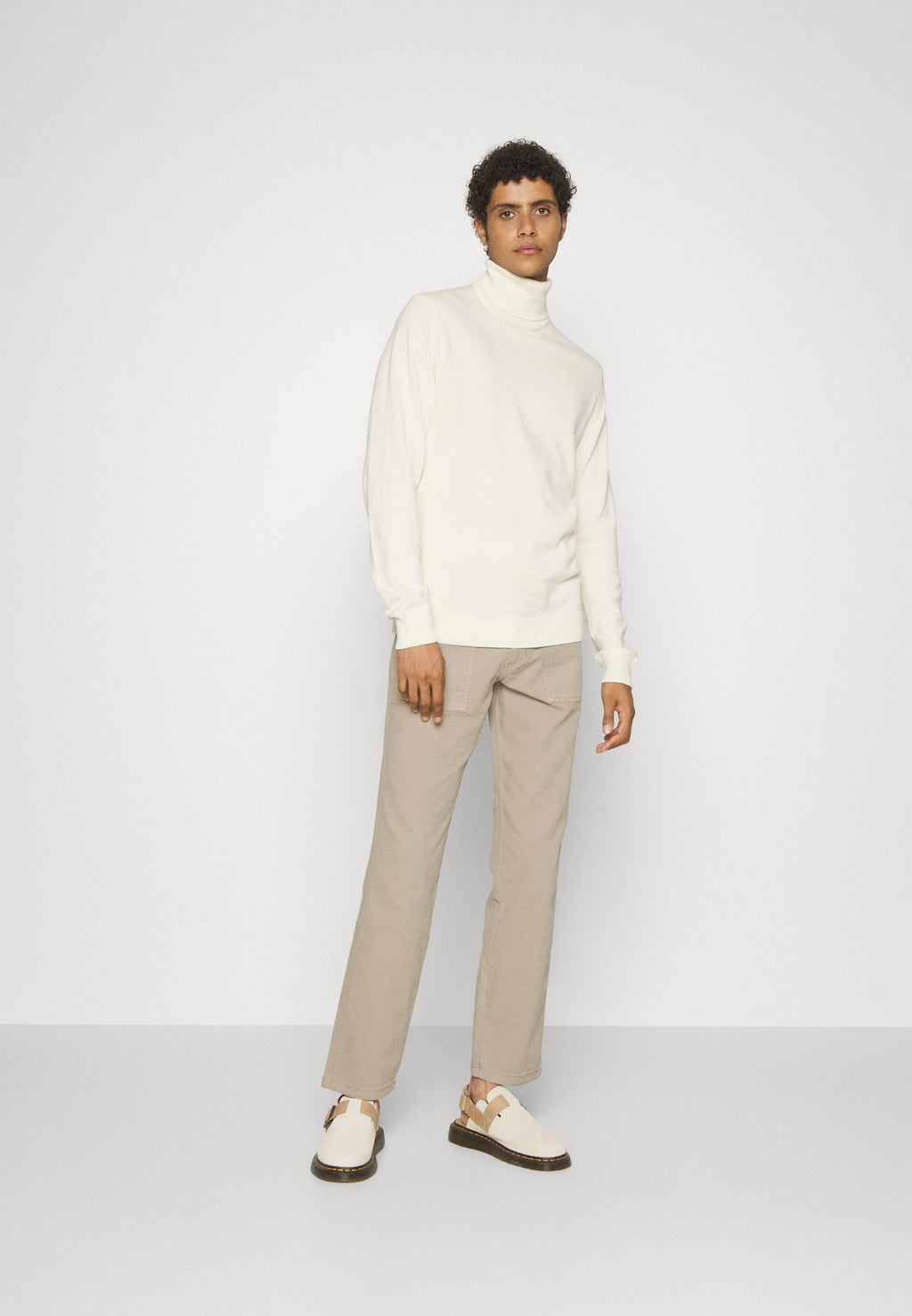 ONSEDGE FREE LOOSE PANT Media 2
