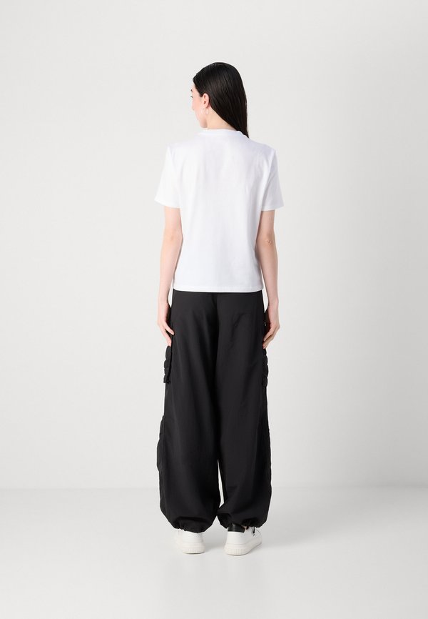Calvin Klein Jeans CLASSIC BOXED MONOGRAM TEE