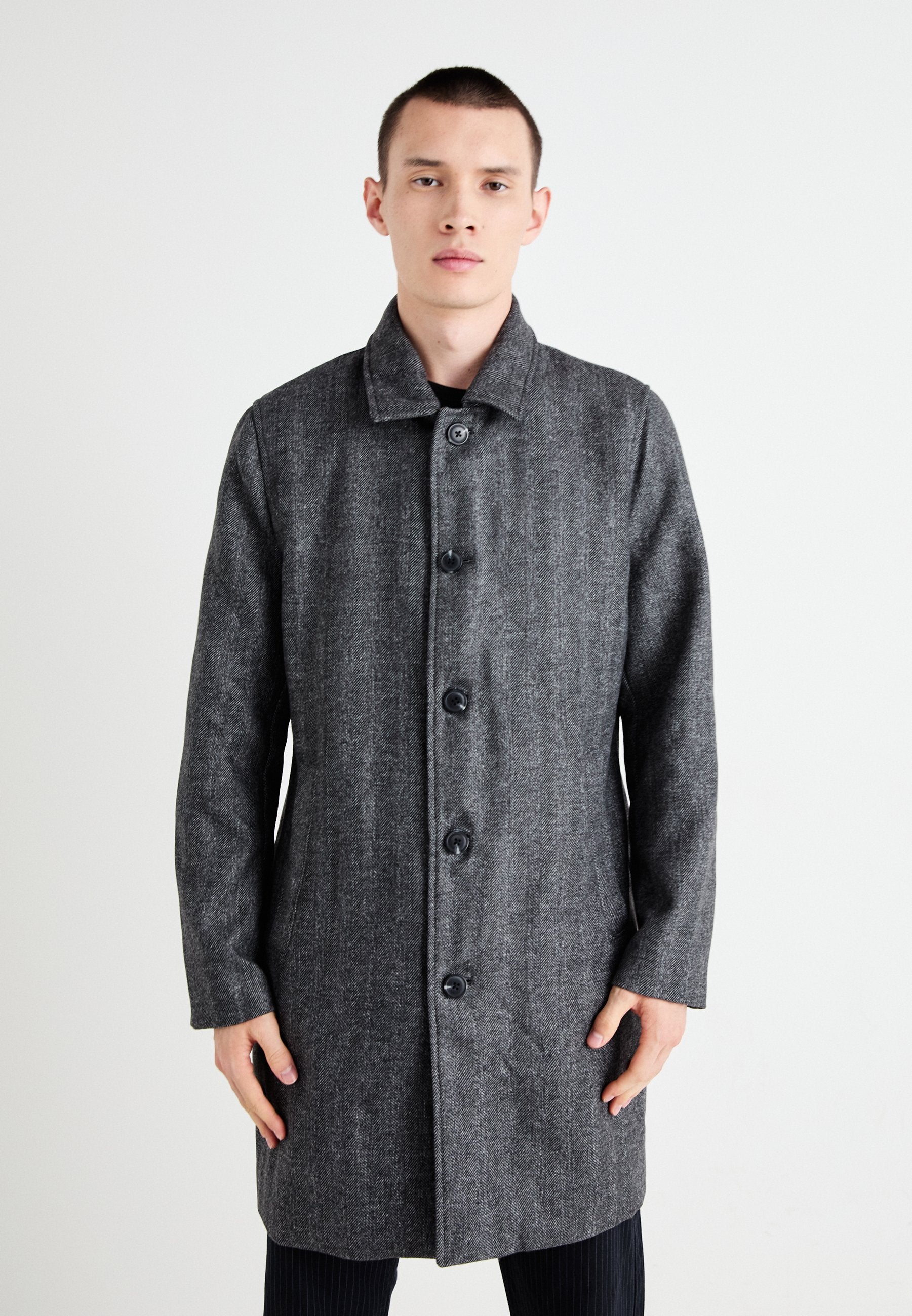 GAP COAT