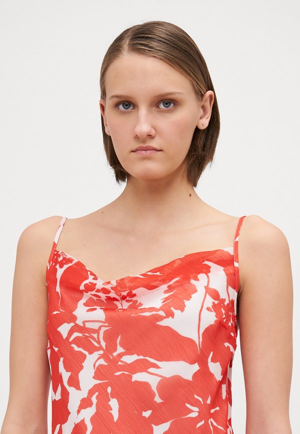 Vero Moda Tall VMSMILLA 7/8 WATERFALL DRESS