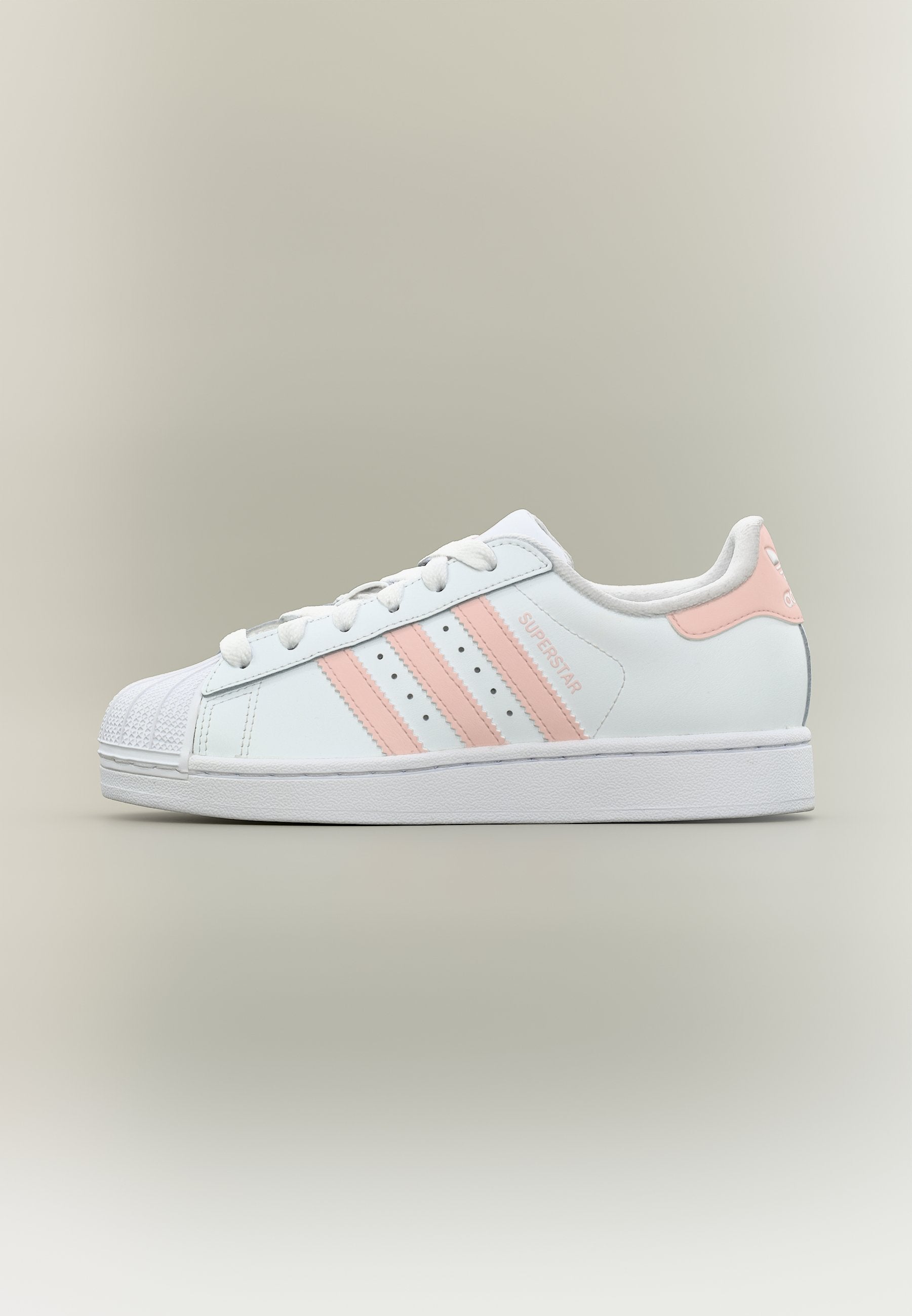 SUPERSTAR II UNISEX Media 1