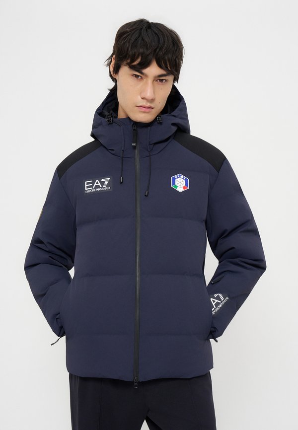 EA7 Emporio Armani