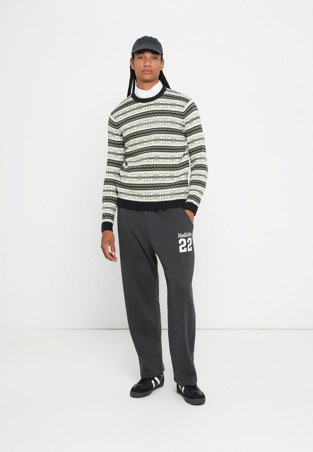 Hollister Co. BAGGY LOGO