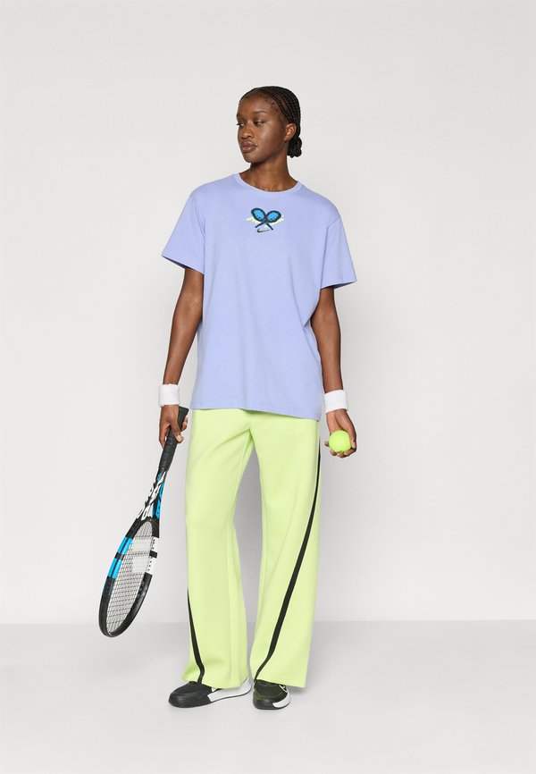 Nike Performance TEE SLAM BOYFRIEND