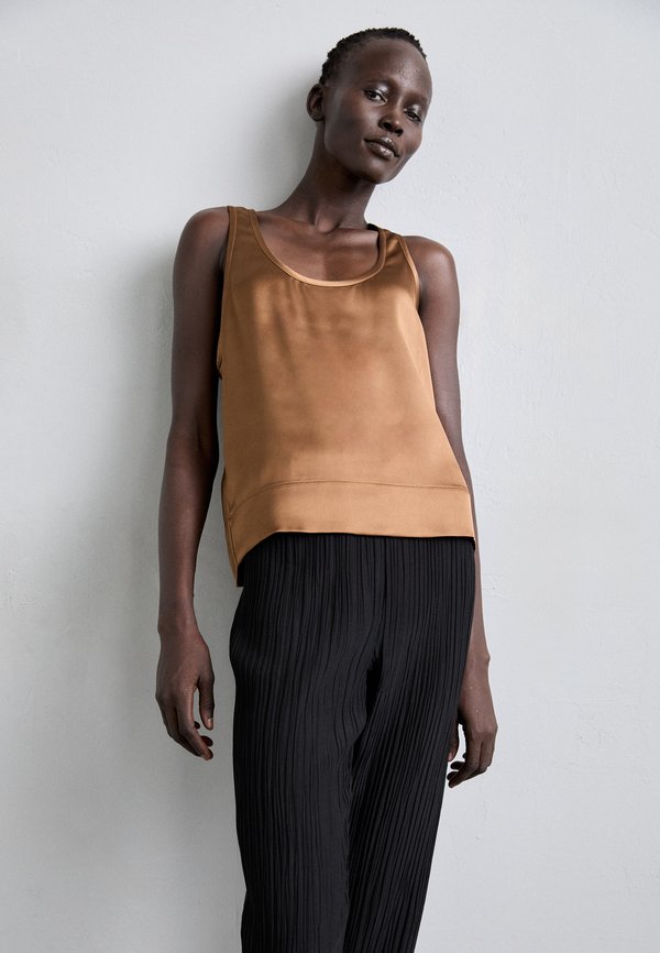 BITE Studios PARCHMENT TEXTURED TROUSER