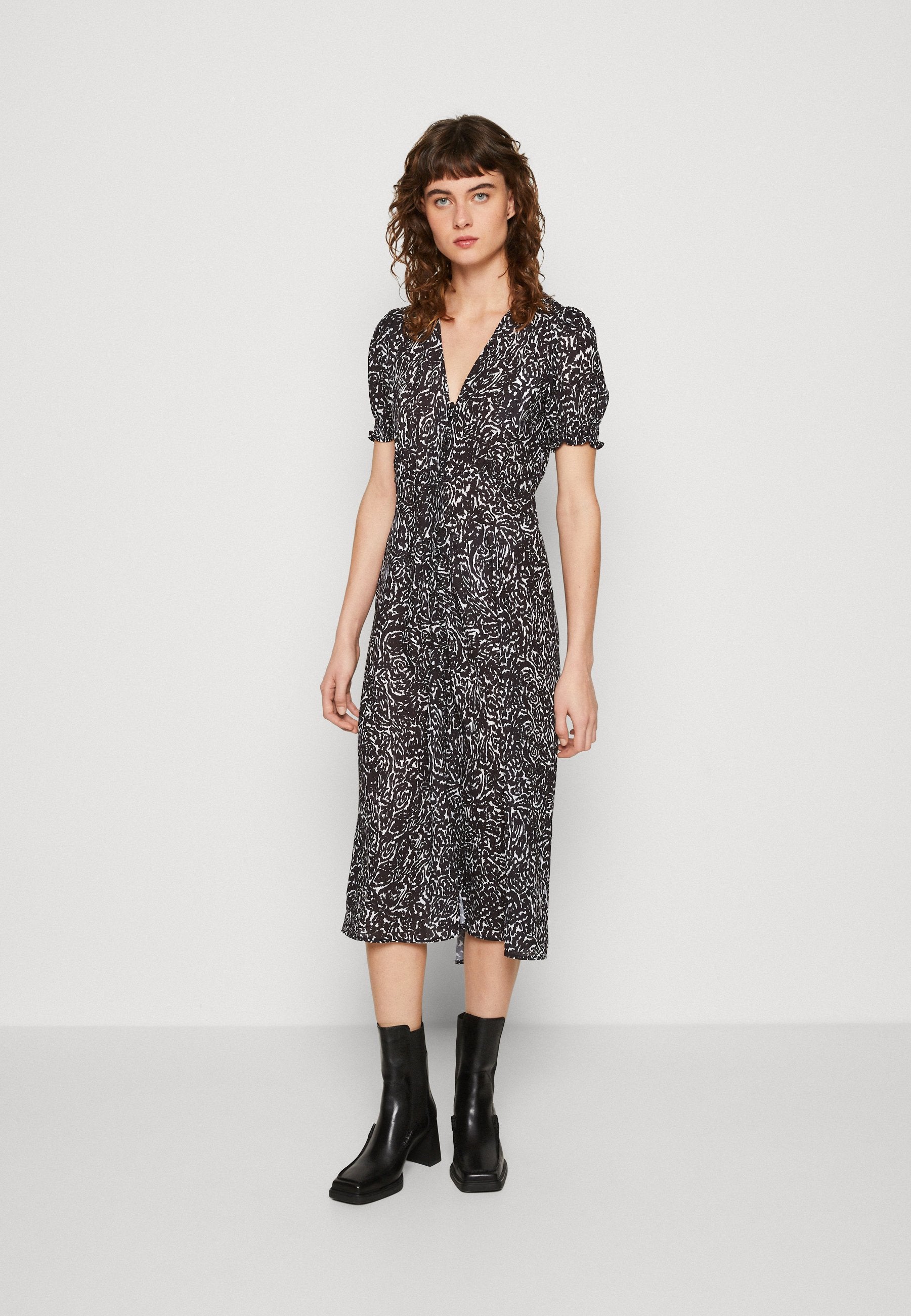 Replay DRESS