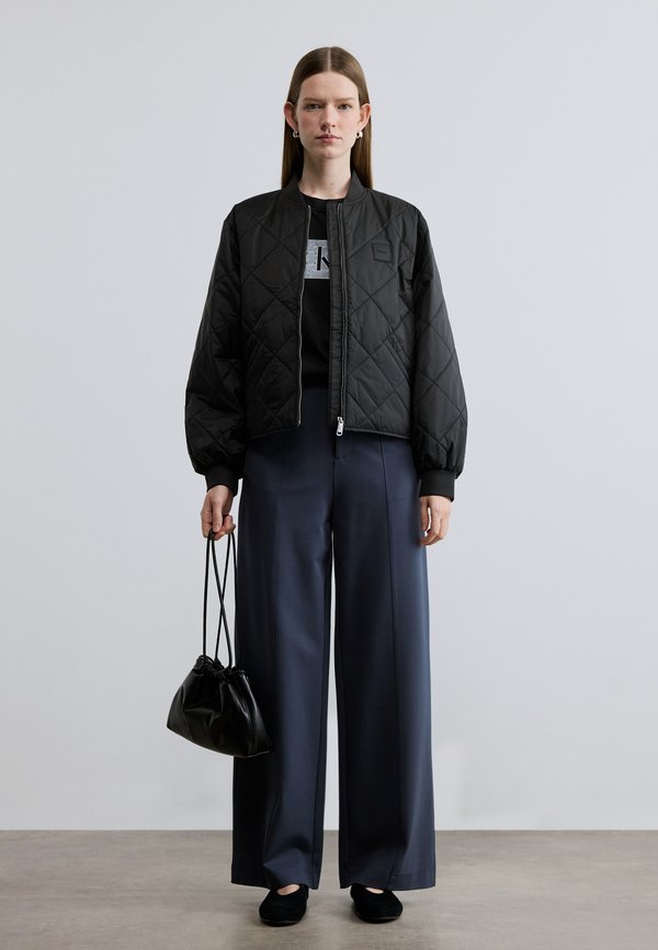 Calvin Klein Jeans LIGHTWEIGHT QUILTED