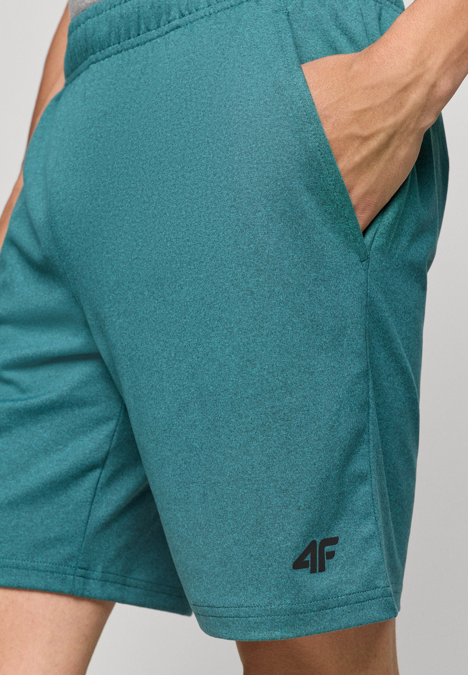 4F SHORTS FNK