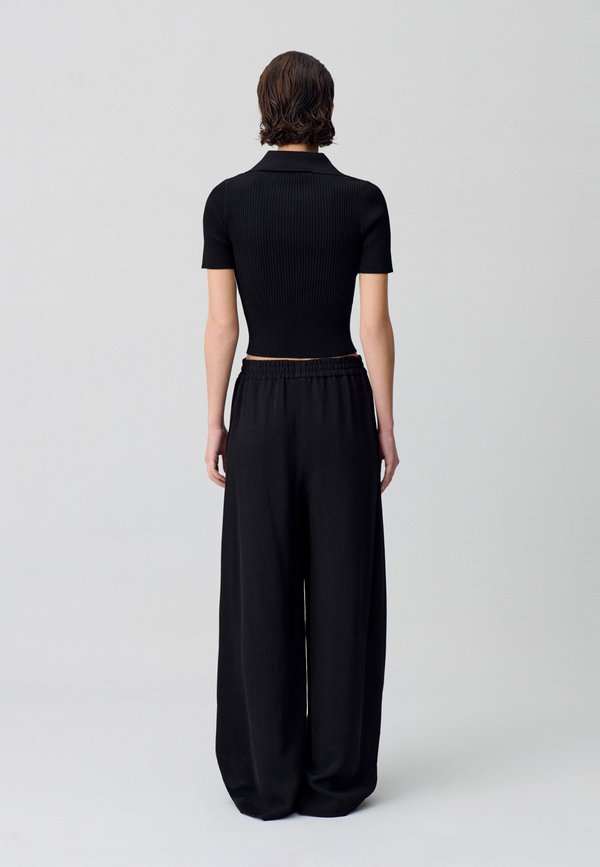 Claudie Pierlot MALIKA