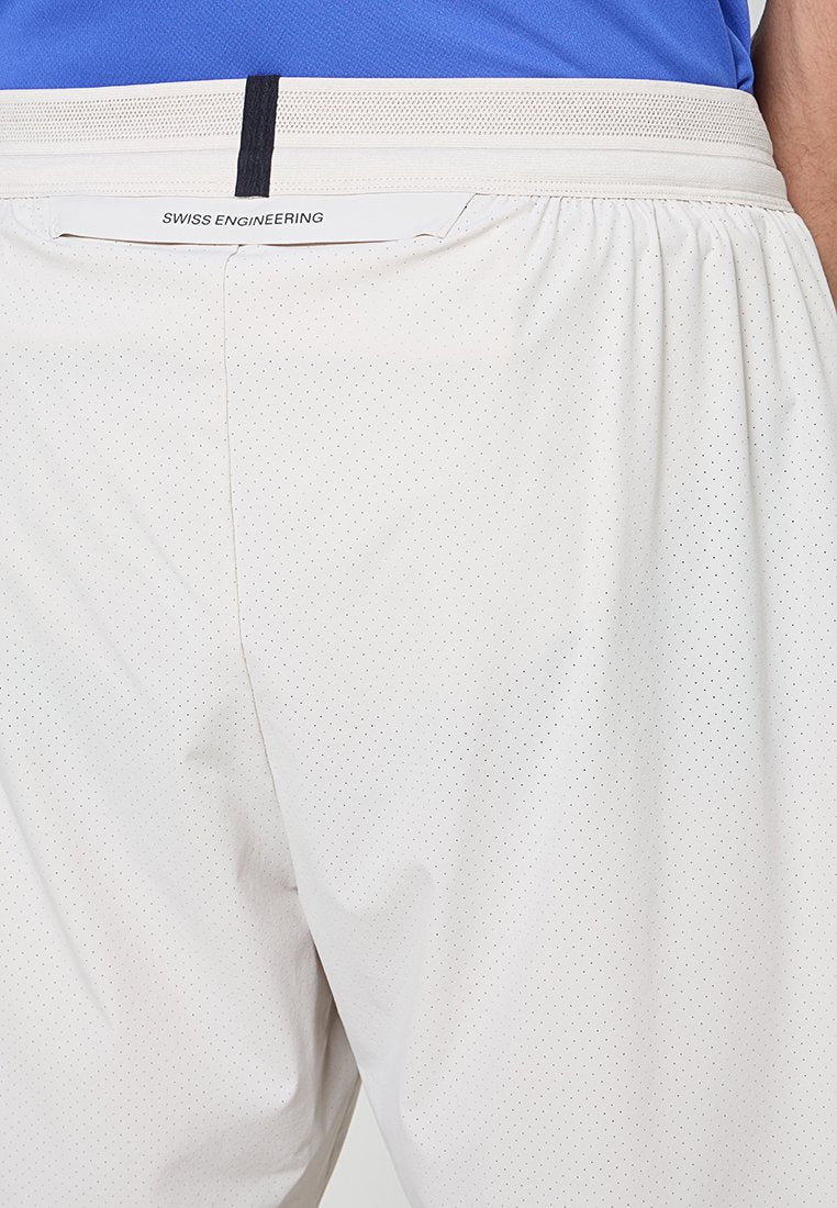 On Kurze Sporthose Media 5
