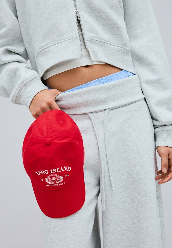 Bershka EMBROIDERED - CAP - Cap - red
