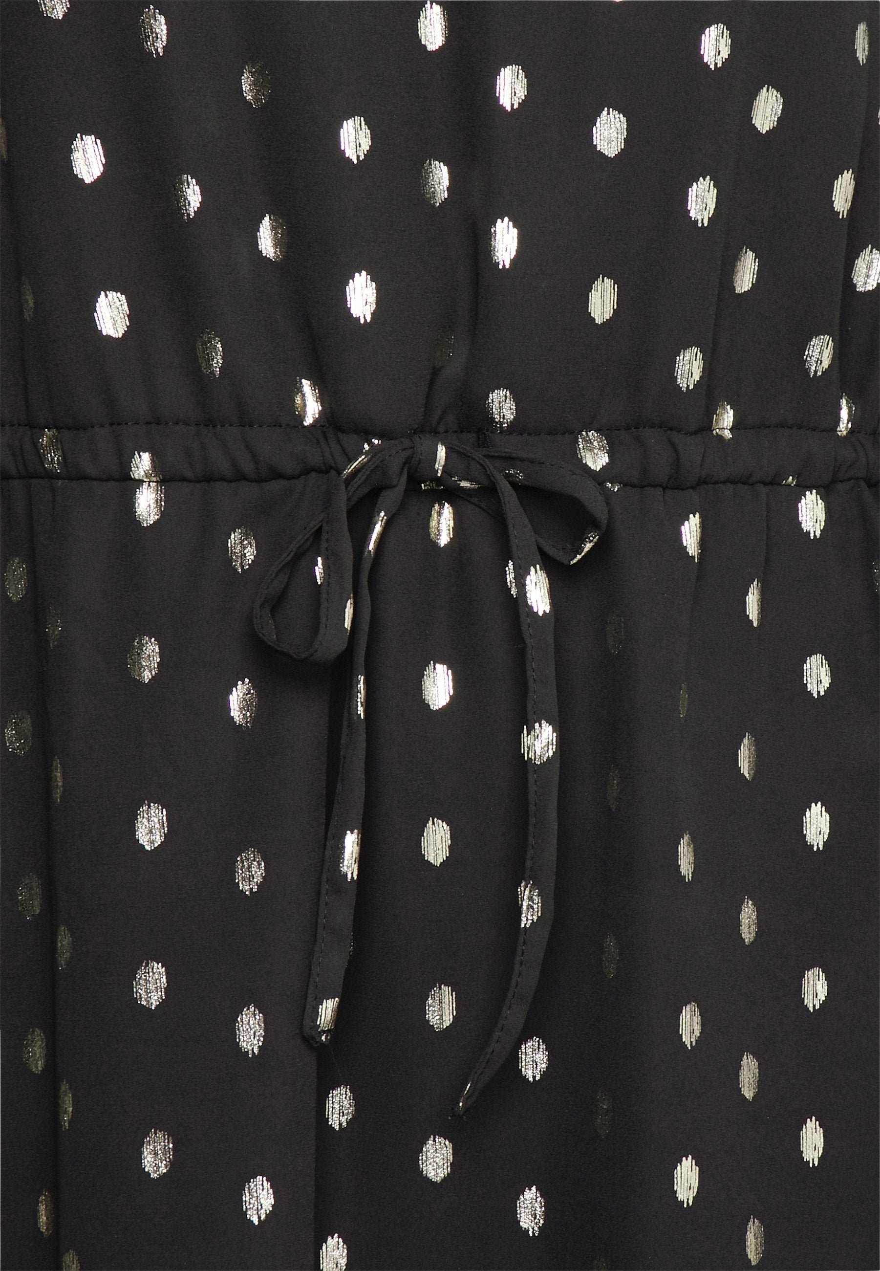 ONLELOISAL VNECK DRESS Media 3