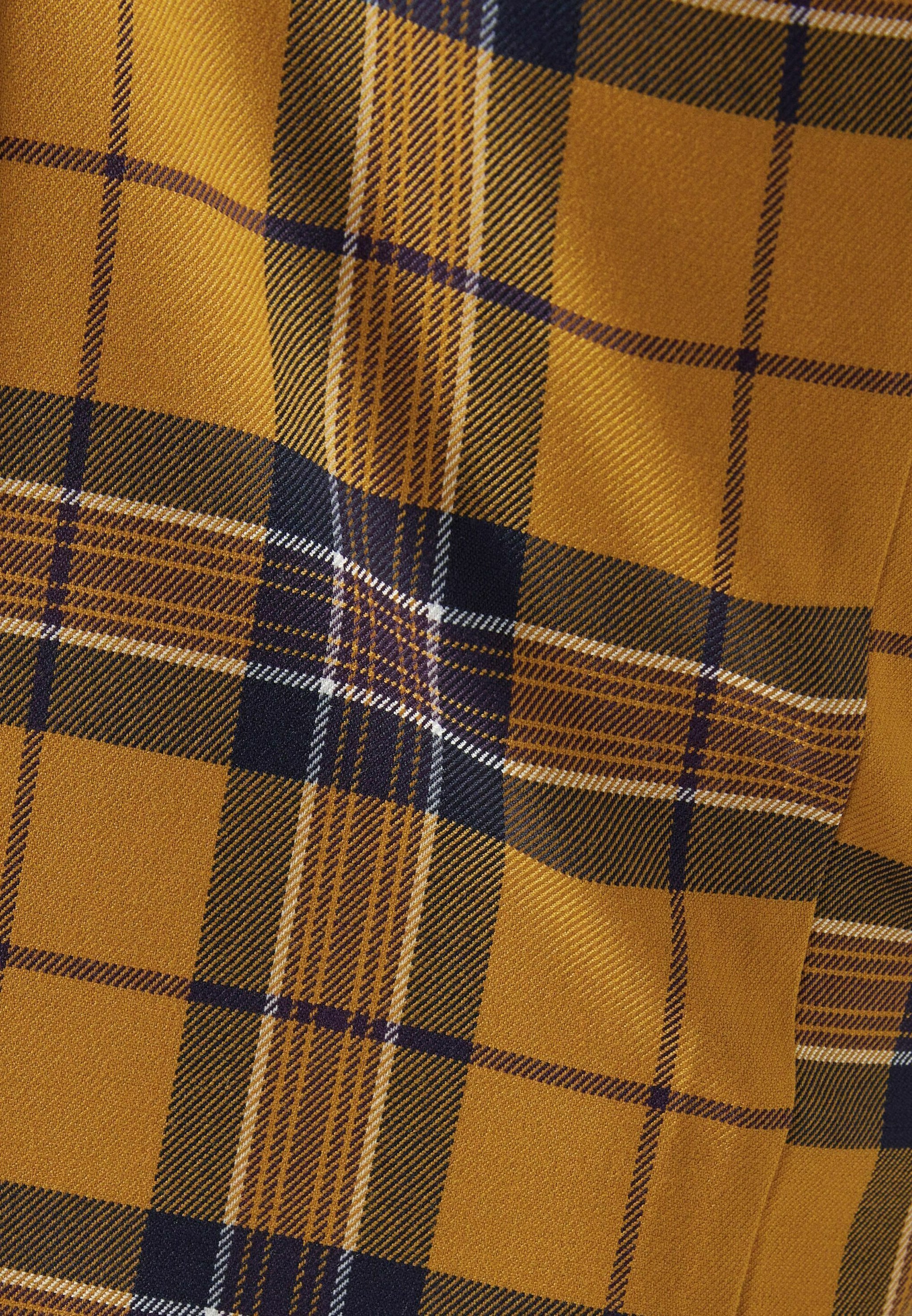 Bershka WITH CHECKS AND CHAIN TAILORED