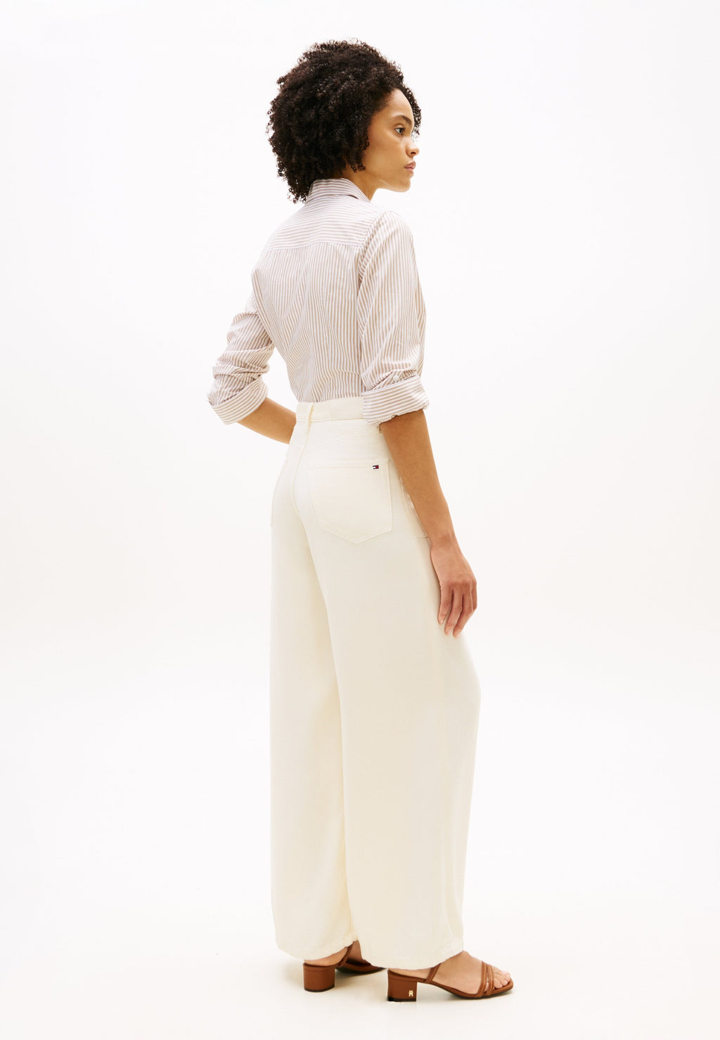 70S HIGH RISE WIDE LEG JEANS Media 4