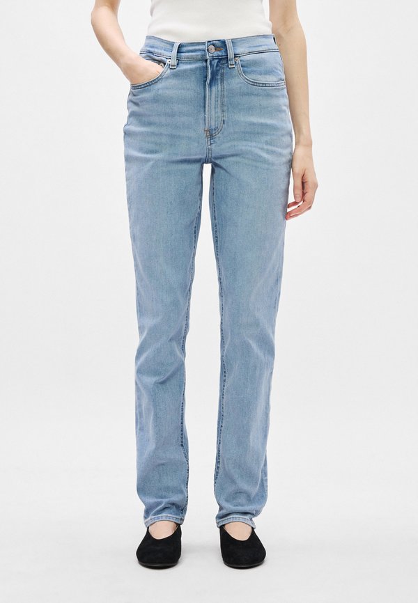Calvin Klein Jeans NEW MOM