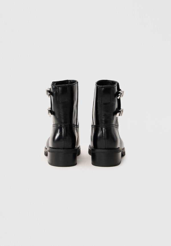 MICHAEL Michael Kors DARRINGTON