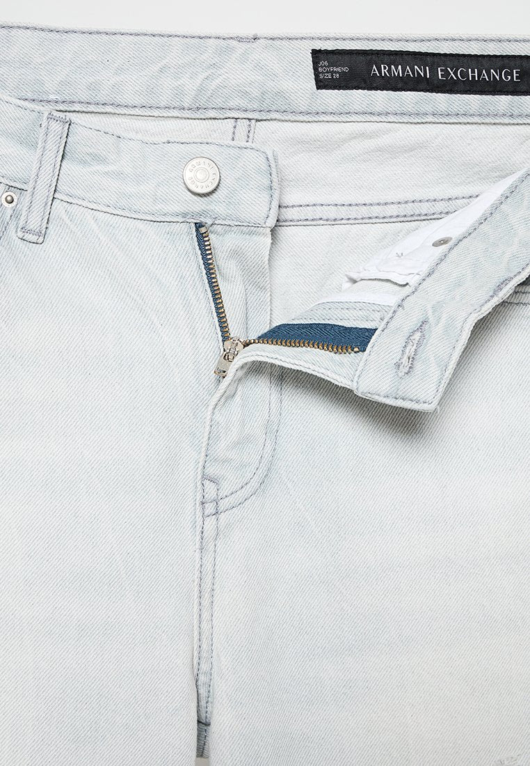 Armani Exchange Jeans Tapered Fit Media 4