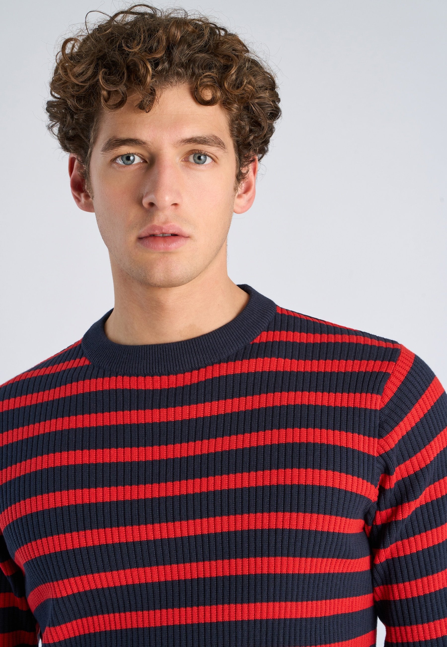 CREW NECK Media 6