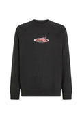 Schwarzer Pullover mit Raglanärmeln. Verfügt über ein grafisches Logo in Rot und Weiß auf der Brust. Hergestellt aus einem weichen, strukturierten Material.