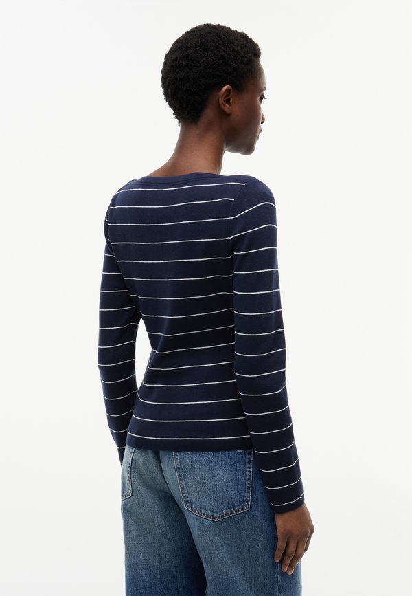 Tommy Hilfiger FULL NEEDLE BOAT
