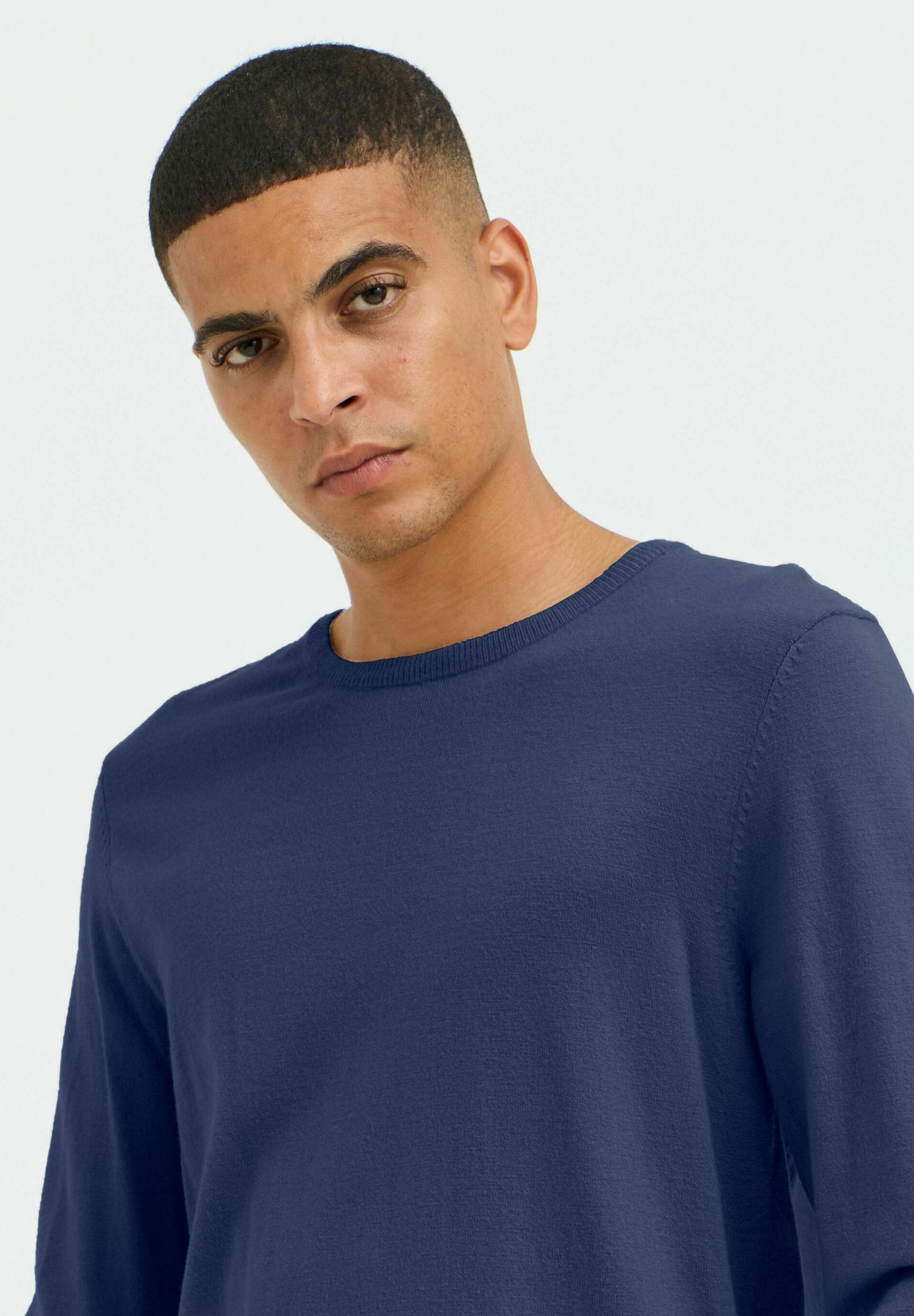 BHPULLOVER Media 5