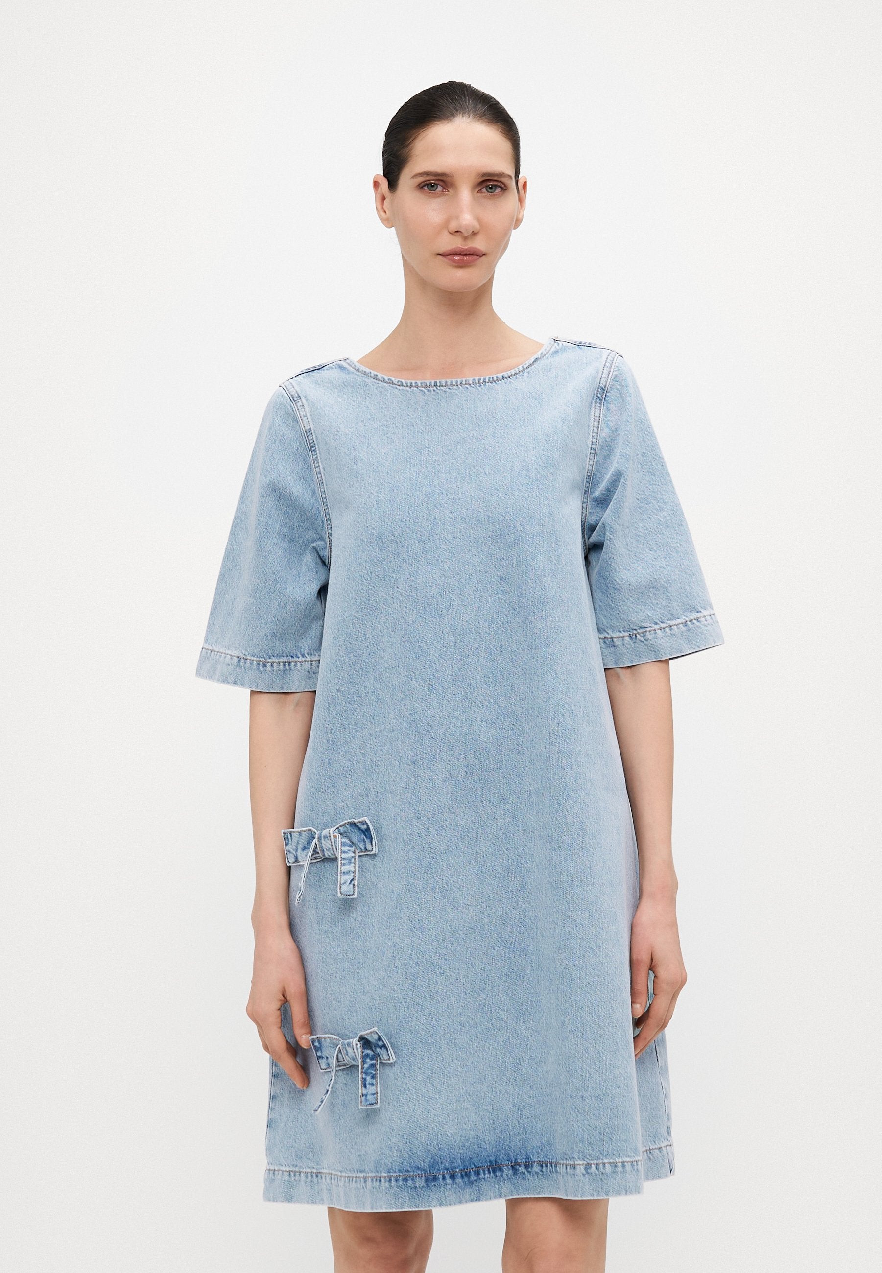 ONLGIGI BOW A SHAPE DRESS  Media 3