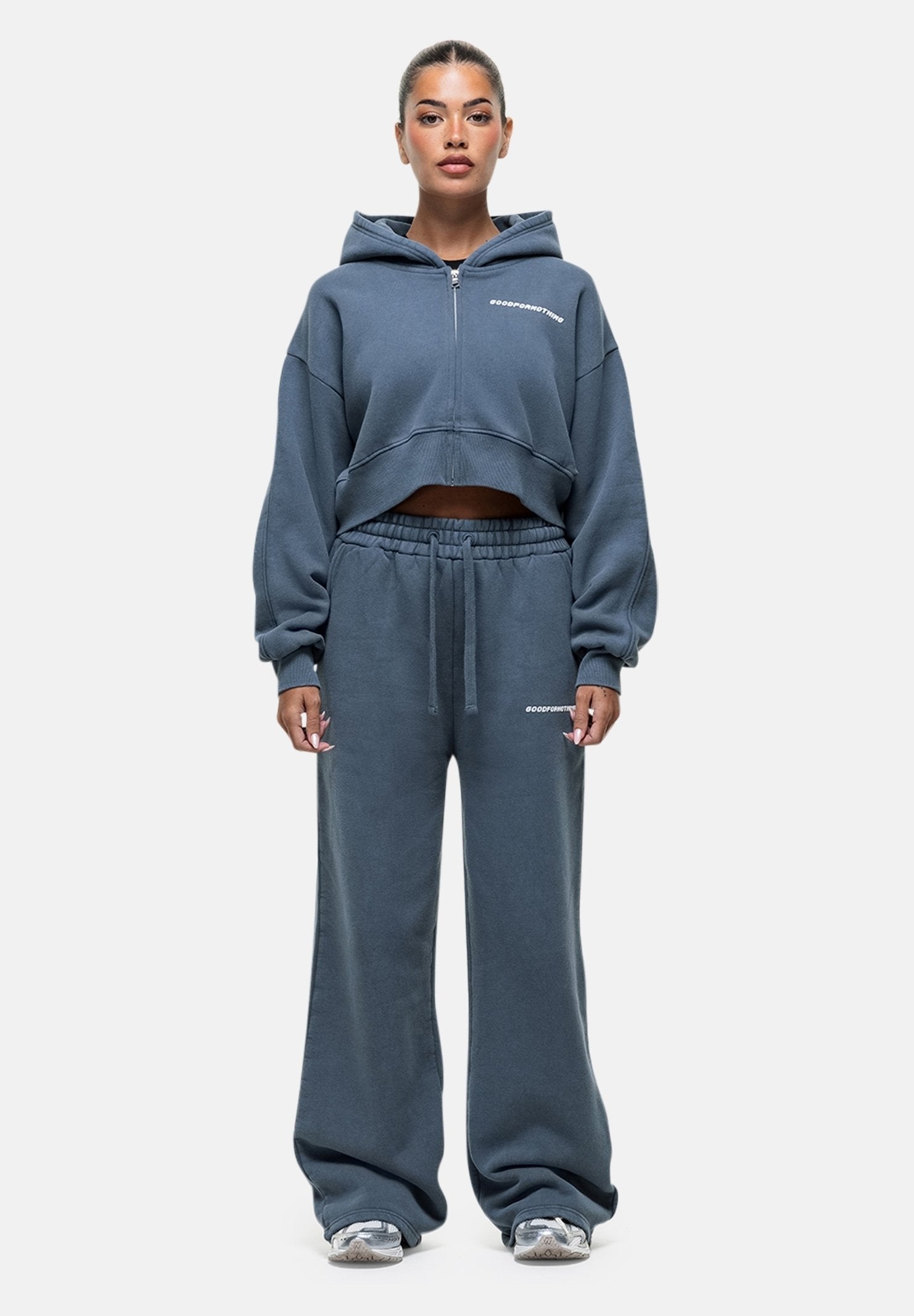 Good For Nothing ESSENTIAL CROPPED  HOODIE