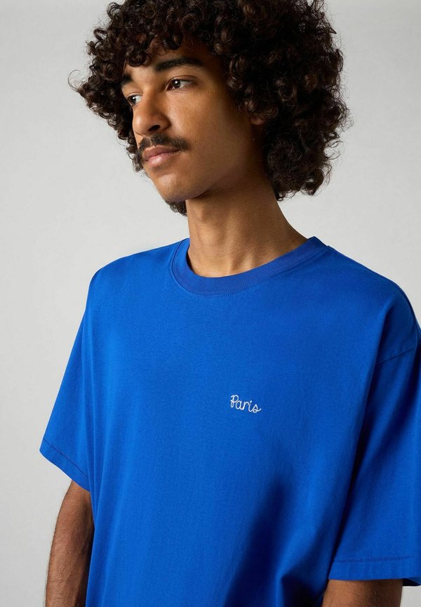 Levi's® VINTAGE TEE