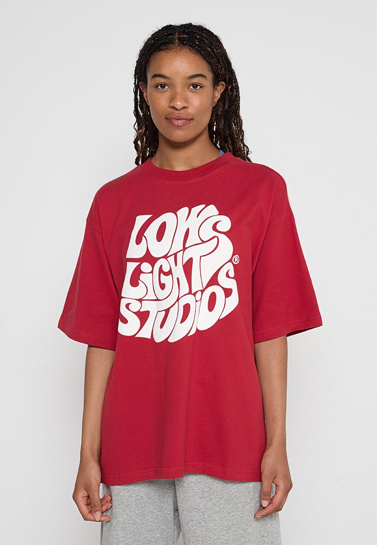 LOW LIGHTS STUDIOS®