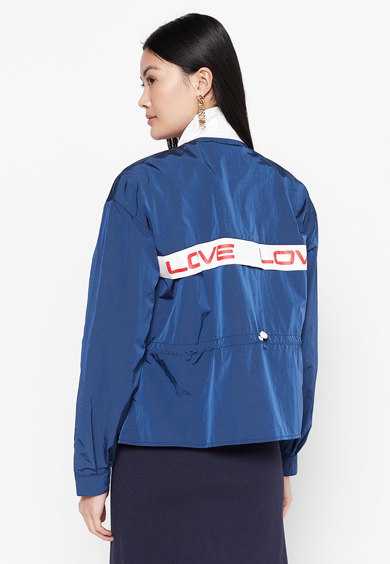 Love Moschino