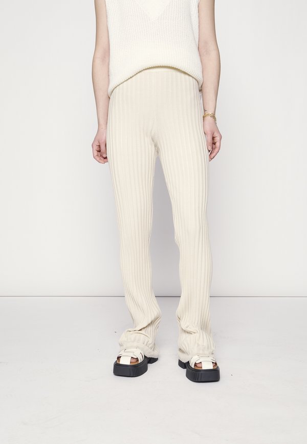 Gina Tricot Petite FLEUR TROUSERS