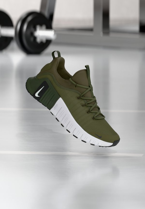 Nike Performance NIKE FREE METCON 6 - Training shoe - med olive/black/cargo khaki